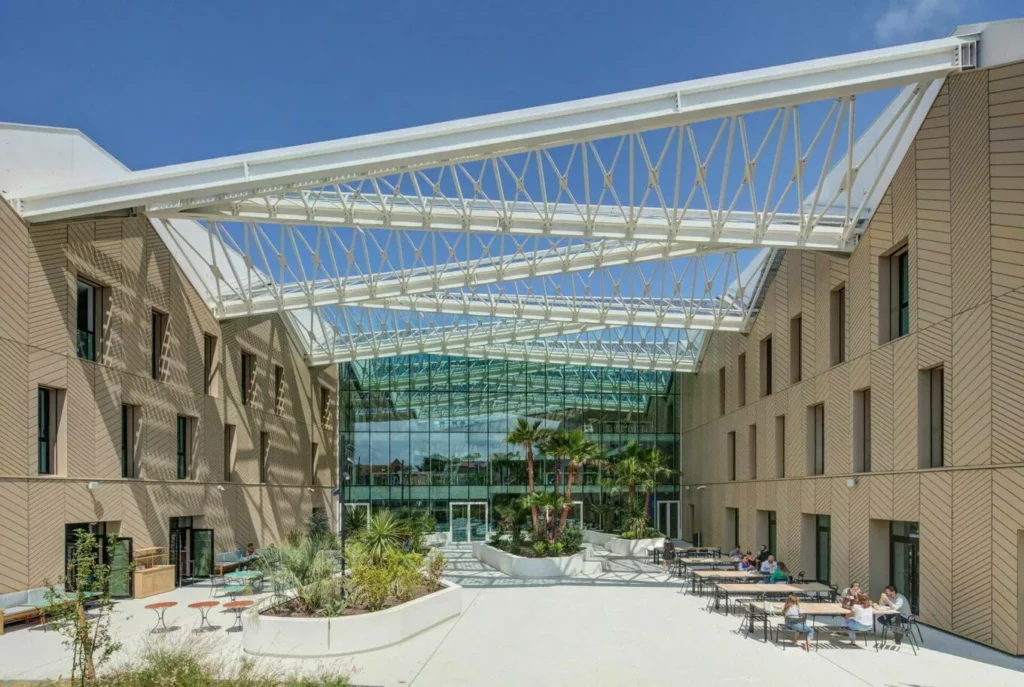 forum biarritz connecteur