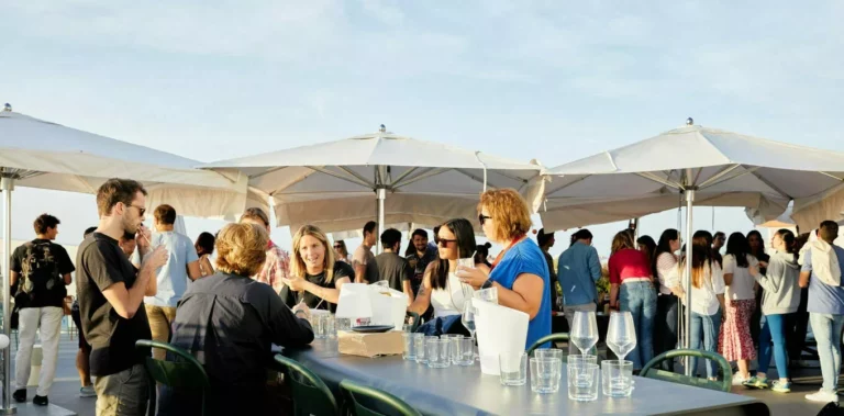 event rooftop le connecteur