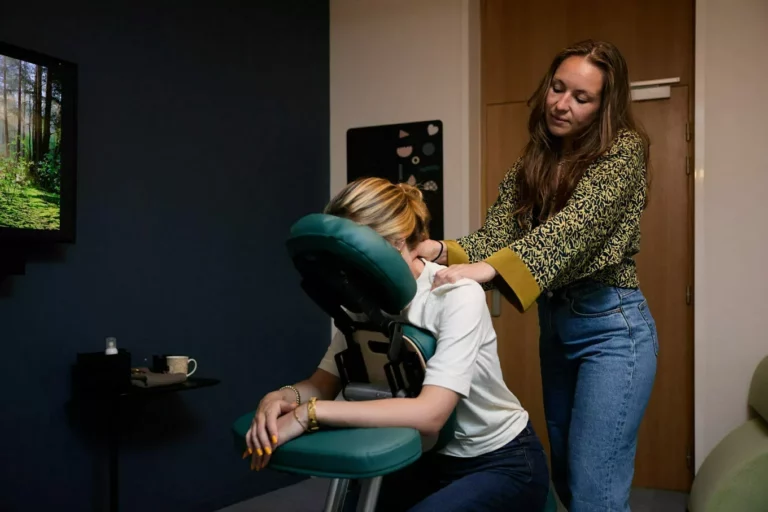 Espace relaxation soins Le connecteur