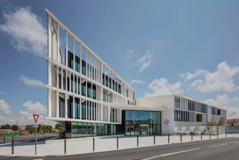 domiciliation entreprise biarritz