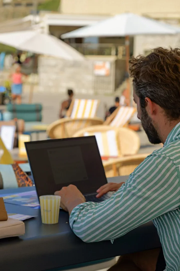 Working Beach Club Édition 1 — espace de coworking éphémère